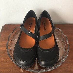 Merrell Dassie MJ Black